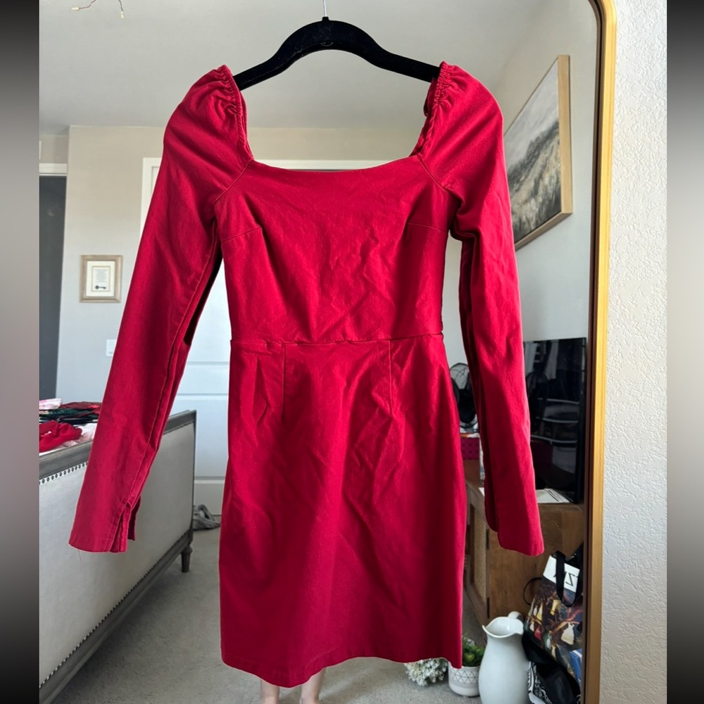 red long sleeve dress